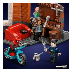 LEGO Marvel Spider-Man w warsztacie w Sanctum 76185