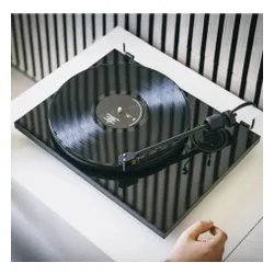 Gramofon PRO-JECT E1.2 Czarny, Manualny, Napęd paskowy, BT, USB, Prędkość odtw. 33, 45 obr./min