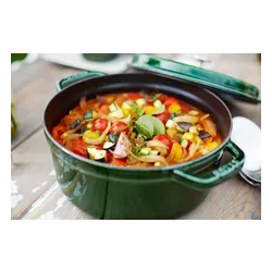 STAUB La Cocotte 2,2 l - garnek żeliwny z pokrywką