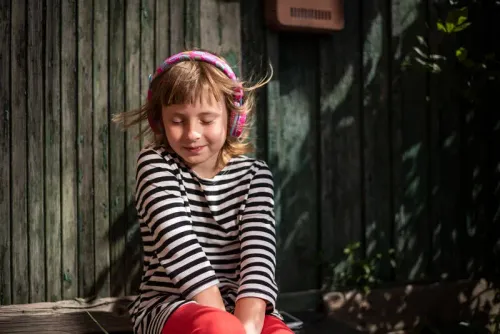 Słuchawki bezprzewodowe GoGEN HBTM 32P Nauszne Bluetooth 4.2 Dla dzieci Różowy