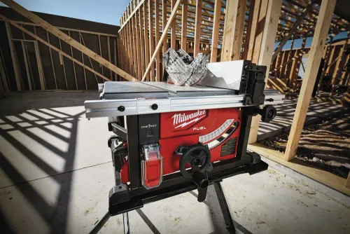 Milwaukee M18 FTS210-0 kesme makinesi kesme derinliği 63,5 mm