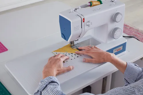 Maszyna do szycia BERNETTE 05 Academy Heavy Duty + Torba na maszynę