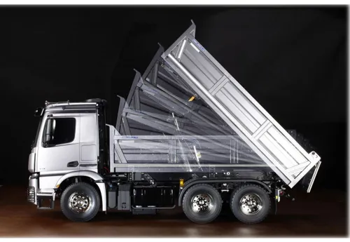 Zdalnie sterowany samochód COIL ciężarówka wywrotka Mercedes na pilota metalowa