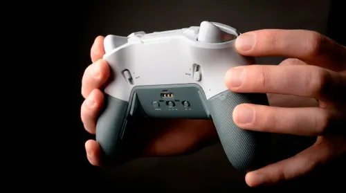 Pad Nacon Revolution X Unlimited Anniversary Edition do Xbox i PC Bezprzewodowy Szary