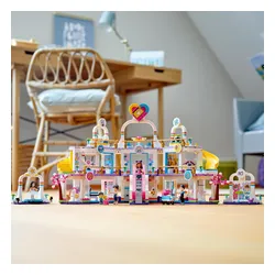 Конструктор Lego Friends торговый центр Heartlake City (41450)