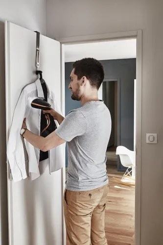 Parownica do ubrań (Steamer) TEFAL Access Steam Care DT9100