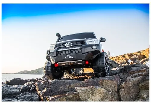 Auto Na Akumulator Dla 2 Dzieci Toyota Hilux 4X4 Pilot Eva Skóra LED Radio MP3