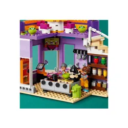 LEGO Friends 41747 Hartlake'de yemek odası