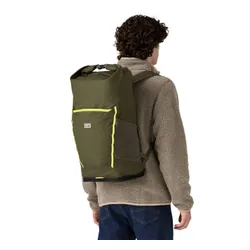 Рюкзак Patagonia Fieldsmith Roll Top Backpack 32 l - pine needle green