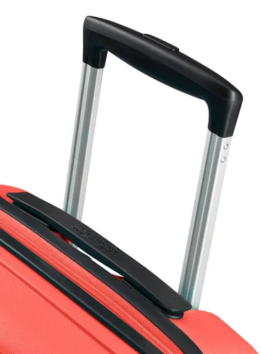 Чемодан/ручная кладь American Tourister Bon Air DLX-flash coral