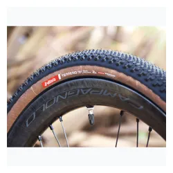 Opona Vittoria Terreno T50 G2.0 TLR Gravel Endurance 700x40c czarny/brązowy