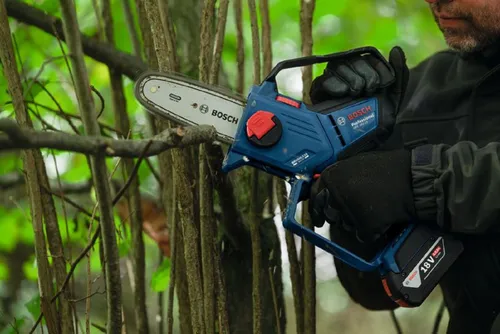 Piła łańcuchowa akumulatorowa BOSCH 18V GKE 06008D7000 SOLO