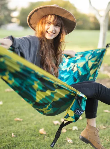 Hamak turystyczny ENO DoubleNest Print Hammock - boulder/melon