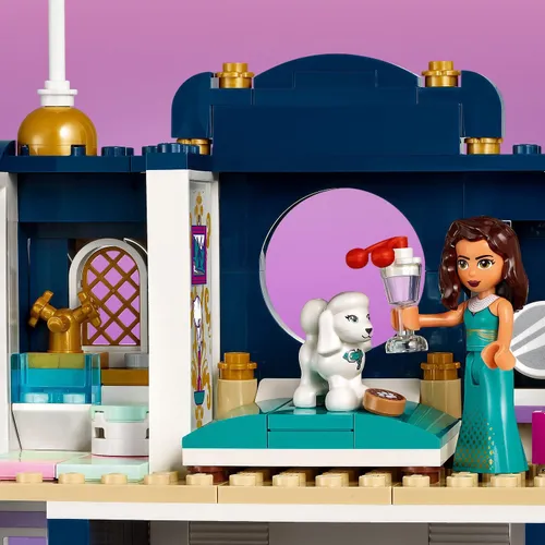 Конструктор Lego Friends большой отель в Хартлейке (41684)