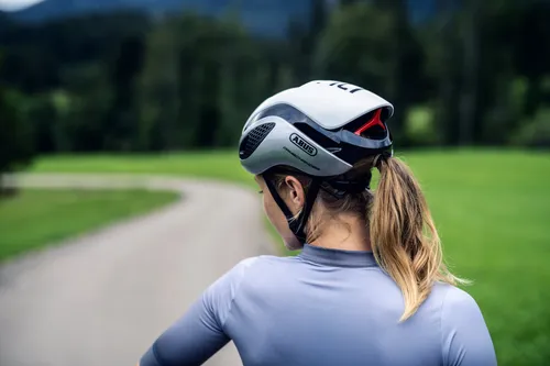 Kask rowerowy ABUS Gamechanger Racer Szary Szosowy (rozmiar M)