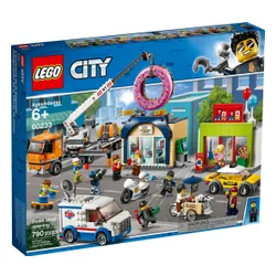 Конструктор Lego City открытие магазина пончиков (60233)