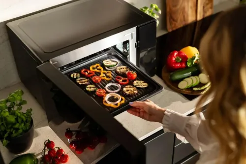 Kuchenka mikrofalowa HISENSE H28SO1 SpeedOven 7w1 Air Fry Grill Pizza Toster Suszarka Wolnowar 41 Auto Programów