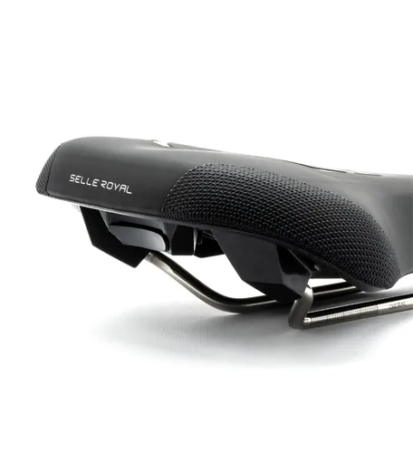 SELLE ROYAL Eyer 3D Atletik görünüyor