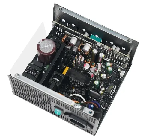 Zasilacz DeepCool PN750M 750W 80+ Gold Czarny