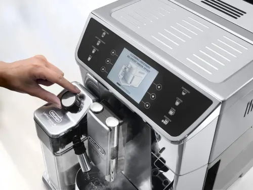 De'Longhi PrimaDonna Elite ECAM 650.55.MS