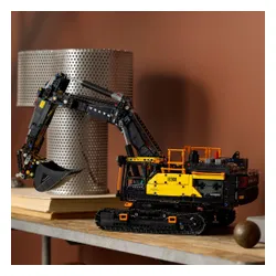 LEGO Klocki Technic 42215 Koparka Volvo EC500 Hybrid