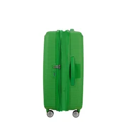 Средний чемодан Soundbox American Tourister-grass green