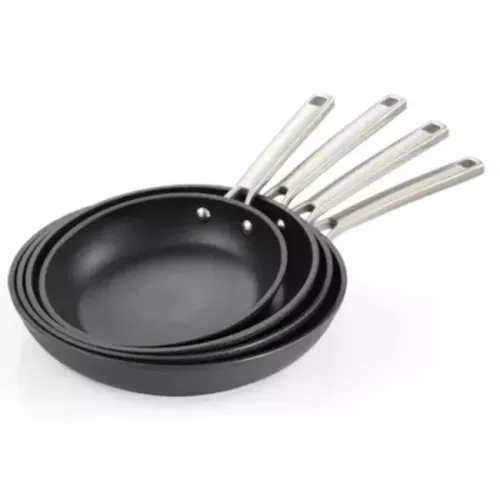 TESCOMA TitanPower 28 cm czarna - patelnia tytanowa nieprzywierająca