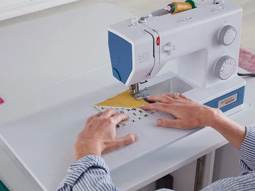 Maszyna do szycia BERNETTE 05 Academy Heavy Duty