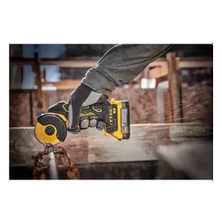 Pilarka tarczowa DEWALT DCS438E2T-QW