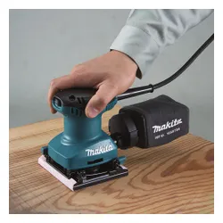 Makita Öğütücü BO4557