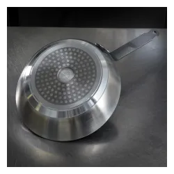 DE BUYER Choc Resto 24 cm srebrna - patelnia nieprzywierająca