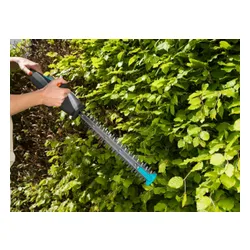 Nożyce akumulatorowe do żywopłotu GARDENA EasyCut Li-40 (z akumulatorem) 09836-20