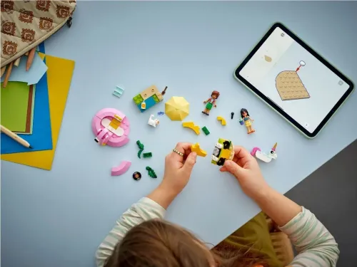 LEGO Friends 42658 Impreza Na Basenie Z Jednorożcem I Flamingiem