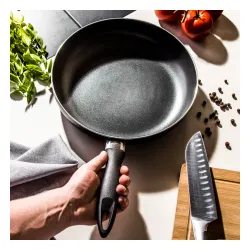 TESCOMA Presto 28 cm czarna - patelnia nieprzywierająca