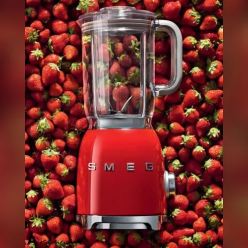 Блендер стационарный SMEG BLF01RDEU