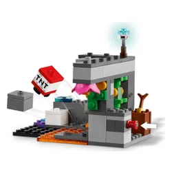 LEGO Minecraft 21274 Spotkanie Ze Strażnikiem