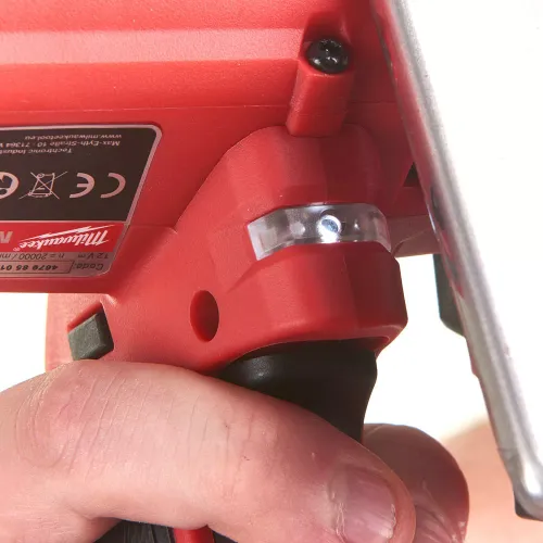 Milwaukee M12 Açılı Taşlama Makinesi FCOT-422X