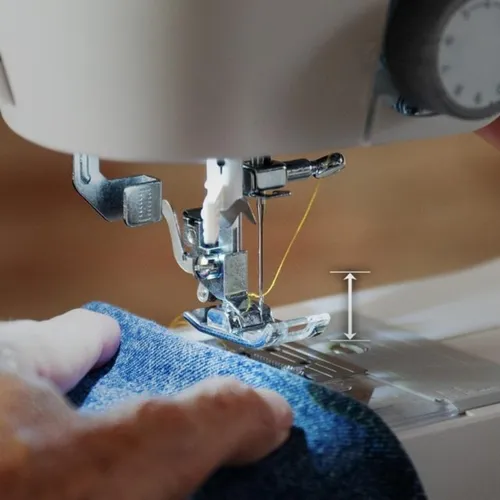 Maszyna do szycia CECOTEC BelleCouture 21500 Biały