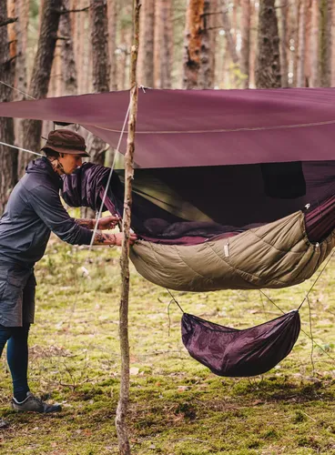 Hamak na sprzęt Lesovik Huba Gear Shelf - burgundy ron