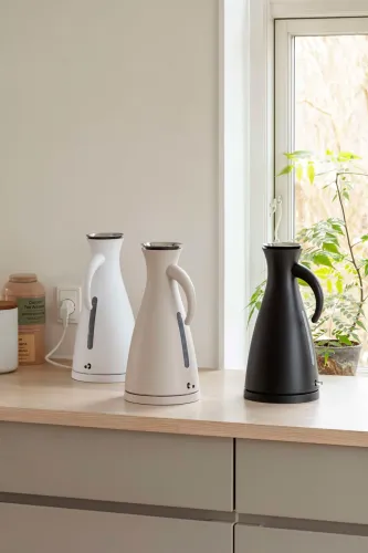 EVA SOLO 1,5 l - czajnik elektryczny bezprzewodowy czarny