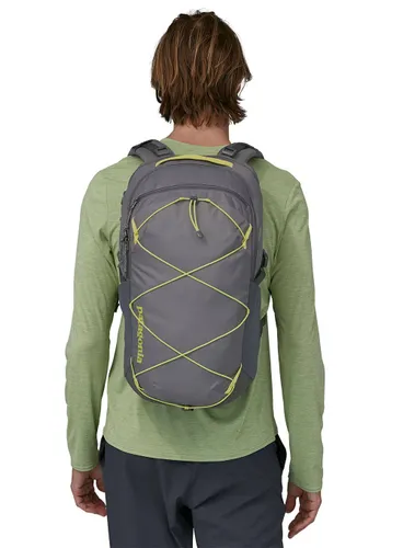 Городской рюкзак Patagonia Refugio Day Pack 30 l - Forge grey