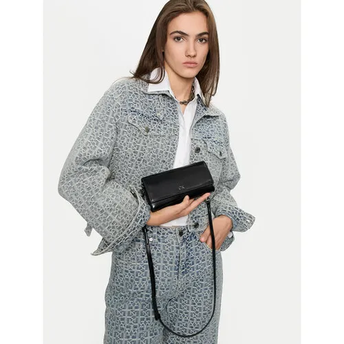 Torebka Calvin Klein Ck Daily Lg Trifold K60K612423 Czarny