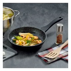 KELA Stella Nova 24 cm czarna - patelnia nieprzywierająca