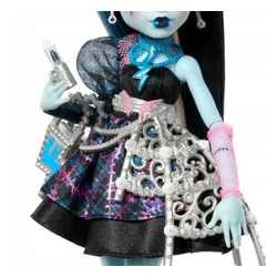 LALKA MONSTER HIGH STRASZYSŁODKIE URODZINY Frankie Stein JBG75