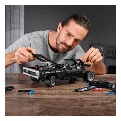 Конструктор Lego Technic Dom'S Dodge Charger (42111)