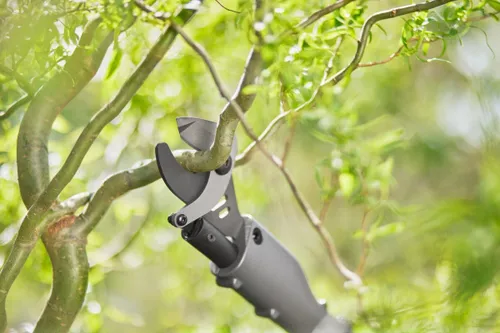 Nożyce akumulatorowe do gałęzi GARDENA EasyCut 110/18V P4A (bez akumulatora) 14772-55
