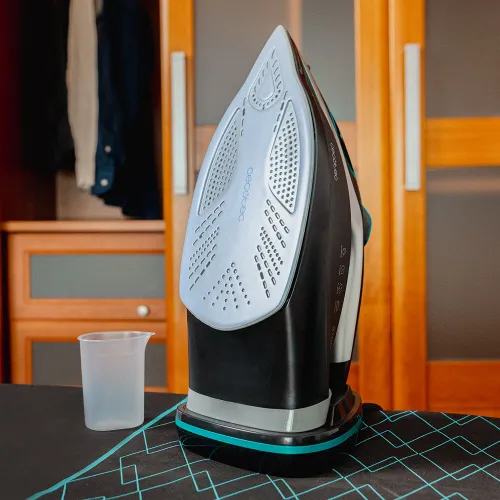 Żelazko bezprzewodowe CECOTEC IronHero 3100