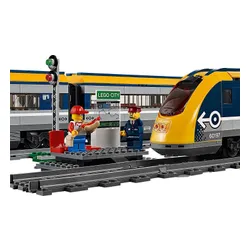 Конструктор Lego City пассажирский поезд (60197)