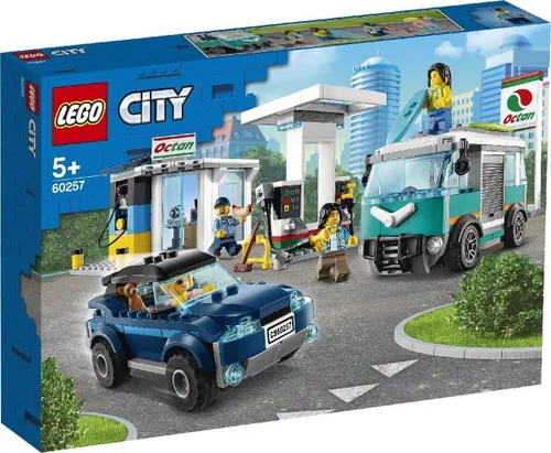 Конструктор Lego City автозаправочная станция (60257)