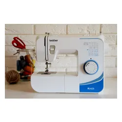Maszyna do szycia BROTHER RL425